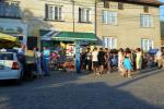 Полицейска кола на площада