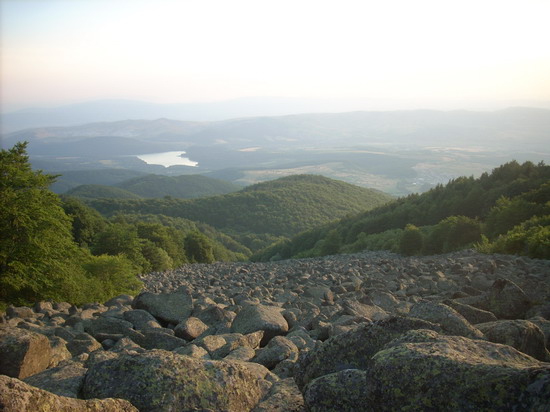 Откъм морените