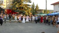 Хорото на площада - събор на село Кладница 2011 година