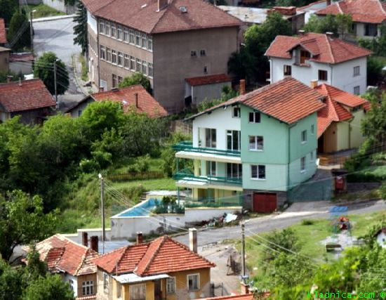 Village of Kladnitsa: Houses (Kladnica, Kladnitza)